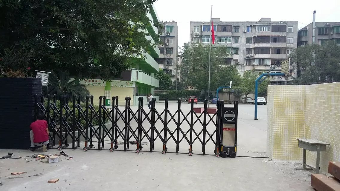 北京海淀区北京海淀区深圳市伸缩门